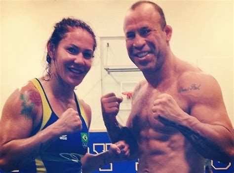 Wanderlei silva muda hábitos e exalta benefícios do vegetarianismo. Cyborg rebate Dana White e enumera semelhanças com ...