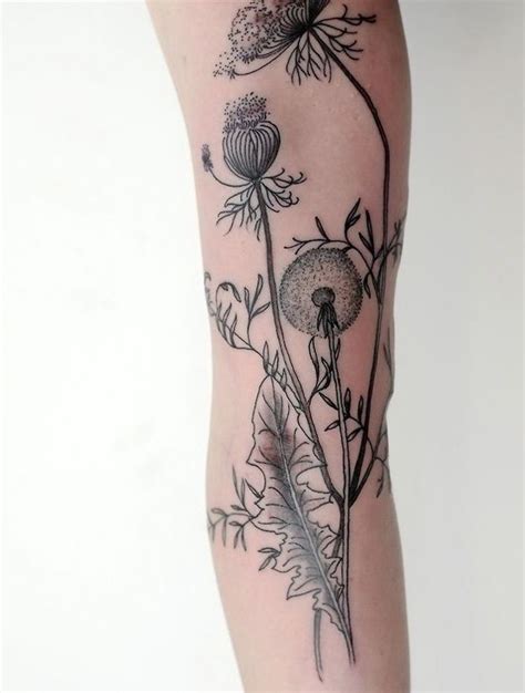 Designs de tatouages petit tatouage tatouage meduse idées tatouage animaux. Tatouage Fleur Bras Pinterest