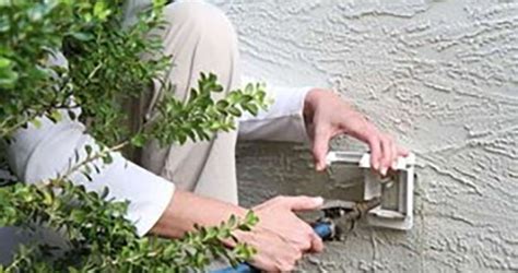 I called central termite & pest control about 9:30 on the same morning and they sent someone out to spray the exterior of the house as well as to spread granules around we've used central termite and pest control for the past ten years and have always found them to be excellent in their work. In Wall Pest Control in Spring Hill FL