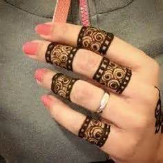 Beautiful collection of karwachauth special mehndi designs for back hand | henna jewellery mehndi. 70 Henna tattoo vorlagen-Ideen | henna tattoo vorlagen ...