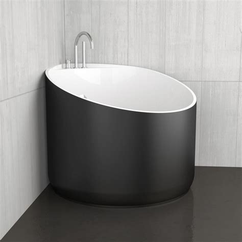 Up to now, bathing with a tub was typically the one approach to wash. Mini Bathtub Ideas for Small Bathrooms