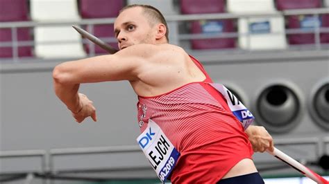 Tam se ho ujal trenér petr behemský, který okamžitě ve svém svěřenci poznal talent na . Oštěpař Vadlejch skončil na mistrovství světa pátý ...