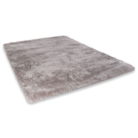 Dabei ist die farbe zeitlos und passt daher zu unterschiedlichen trends. Teppich SOFTY - grau - 160x230 cm | Einfarbige Teppiche ...
