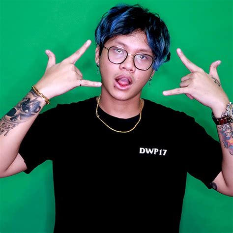 Gc lim, jn lye, gm martin. Kisah Hidup Ericko Lim, Salah Satu YouTuber Terkenal ...