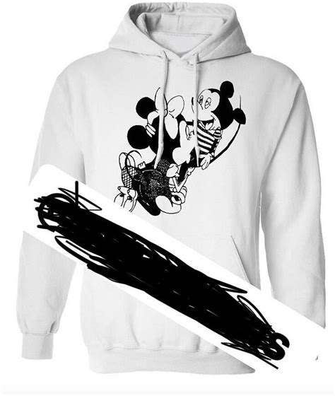 Best way to start drawing reddit. Clothing brand has Minnie sucking Mickey's dick on hoodie : trashy