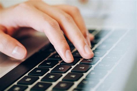 Facebook insanlara paylaşma gücü vererek. 6 Cara Mengatasi Keyboard Laptop Tidak Berfungsi Sebagian