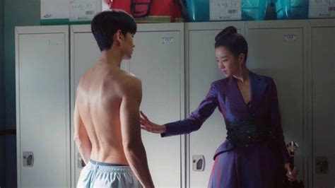 It's okay to not be okay is a 2020 south korean romantic television series starring kim soo hyun and seo ye ji. Its Okay To Not Be Okay Korean Drama - Korean Idol