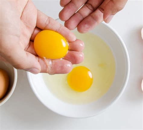 The binary characteristics of egg yolks and whites mean they can be used in very different ways. Desserts Using Lots Of Eggs / Old Fashioned Egg Custard Recipe One Hundred Dollars A Month ...