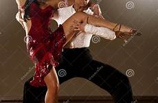 latino samba action ballo danse dansende actie danspaar ballante azione selvaggia coppie latins sauvage handling samban lösa dansa