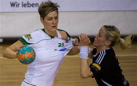 Born 18 june 1987) is a hungarian handballer who plays for siófok kc and the hungarian national team. Ennek a Győrnek most be kell söpörni mindent - Tomori ...