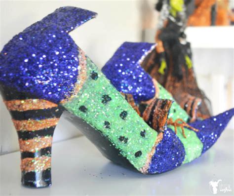 Org21 posted on 2 january 2020. DIY Witch Shoes That Are Wickedly Cute For Halloween - Uplifting Mayhem