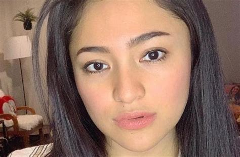Nonton live streaming, siaran ulang, & jadwal terbaru channel marshanda99. Manisnya, 5 Potret Liburan Marshanda dengan Sang Kekasih di Amerika - MataMata.com