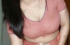 aunty boob gujarati saree boobs girls hot navel sex exposing desi actress real