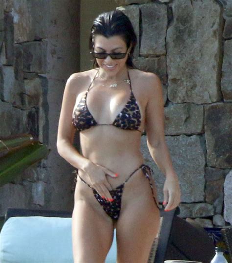 Kourtney mary kardashian (born april 18, 1979) is an american media personality, socialite, and businesswoman. Kourtney Kardashian Bikini | The Fappening. 2014-2020 ...