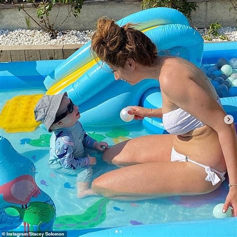 Junglequeen xfactor tv presenter & singer! Stacey Solomon strips down to a bikini as she throws early ...