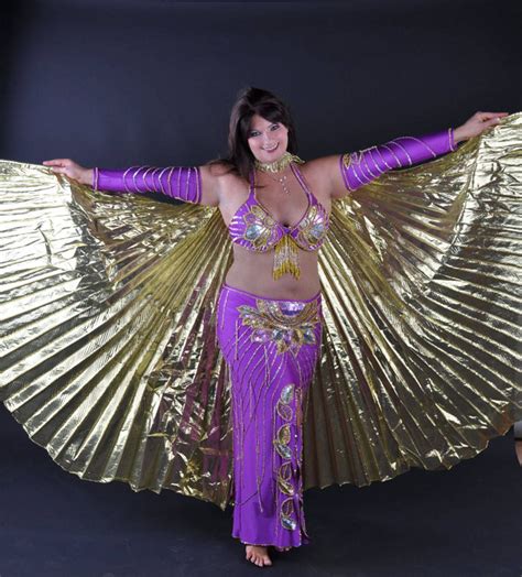 To look like a belly dancer, you have to have all the paraphernalia of the part. Pin on Egyptian belly dance Costume