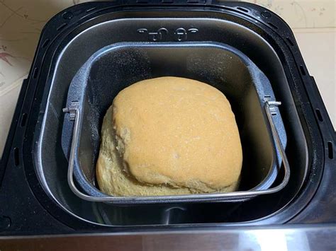 How to make banana bread in a bread maker machine. Cuisinart Compact Automatic bread maker review - The Gadgeteer