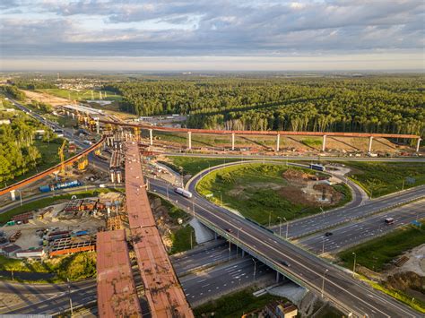 Это дорога высшей технической категории с четырьмя полосами движения. На строительство ЦКАД выделено ещё 20 млрд рублей