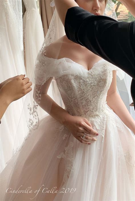 Cinderella wedding dress this possible during your search, you are not wrong to come visit the web massvn.com. Cinderella of Calla 2019 Cinderella wedding dress design ...