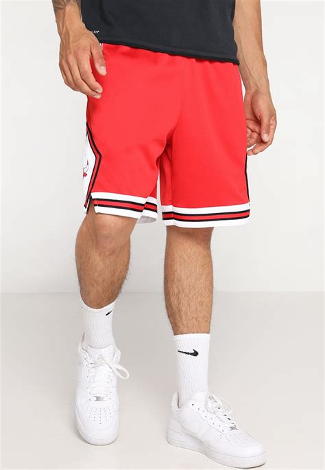 The history of the chicago bulls is, more than any other team in history, linked to one single player. Nike Performance CHICAGO BULLS NBA SWINGMAN SHORT ROAD ...