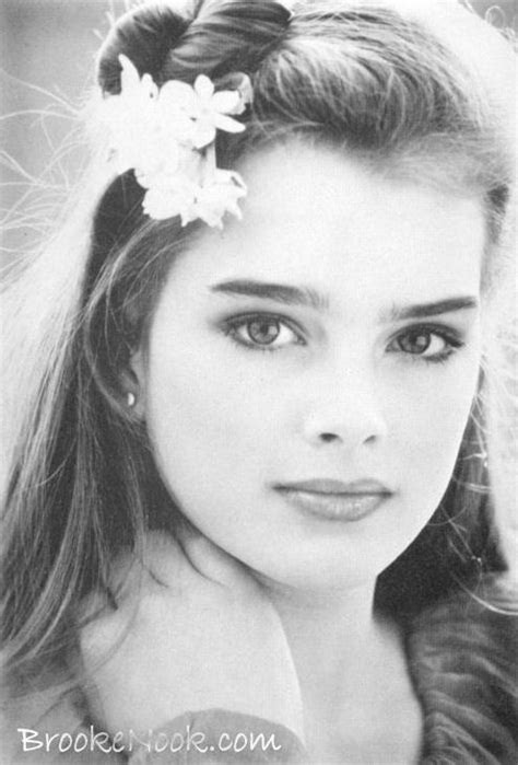 The young american film prodigy was promoting the film pretty baby directed by louis malle. very young brooke shields | Brooke shields young, Brooke ...