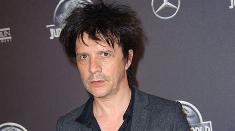 Confiné en famille, nicola sirkis a heureusement pu compter sur les siens durant cette période. Nicola Sirkis : ses rapports « inexis­tants » avec son ...