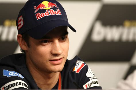 5 feet 2 inches or 168 cm weight: QVirmy's World: Dani Pedrosa