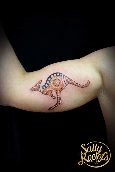 10) foot turtle designs and tattoos Aboriginal art inspired kangaroo tattoo | Tatoeage ideeën ...