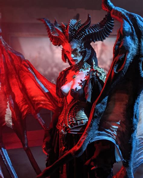 Lilith, diablo 4, 4k, #7.288. Henchmen Studios on Twitter | Diablo cosplay, Lilith ...