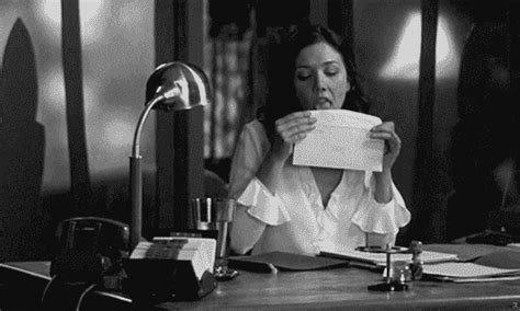 .secret in bed with my boss (2020) rekap film : Когда твой коллега - чат-бот... Может ли виртуальный опыт ...