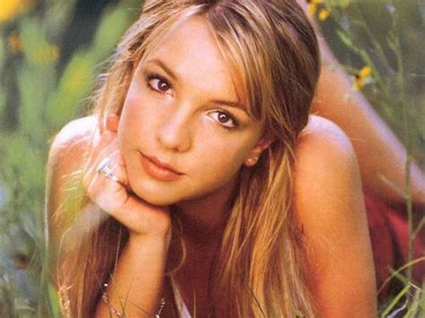 (15+likes) i love this song and i thought that britney's 3 video. Stars' childhood pictures images Young Britney Spears HD ...