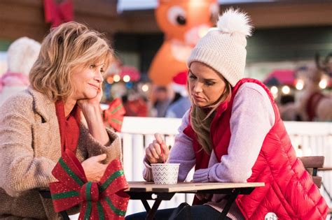 When event planner chloe is hired to plan the local christmas festival, she is beyond thrilled to embrace the challenge. Quatre Noël et un mariage (Four Christmases and a Wedding ...