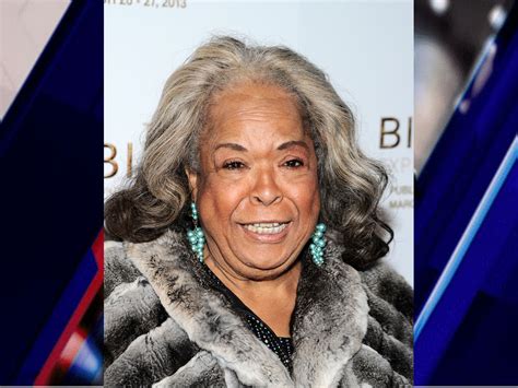 Email + kata sandi id = title: 'Touched By an Angel' star, music legend Della Reese dies ...