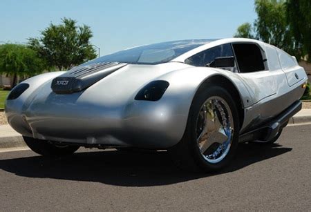 A three wheel car i saw for sale in front of a small rural grocery store. Alternative Energy (- Page 68 of 87)