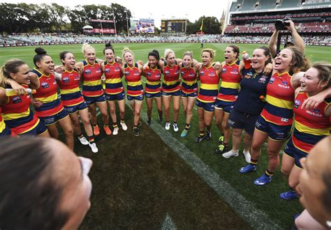 The official twitter page of the adelaide crows women's team #weflyasone #crowsaflw | twuko. 2019 AFLW Grand Final - Broadsheet