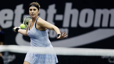 Bencic becomes first big casualty. Belinda Bencic soma mais um título no seu regresso aos courts