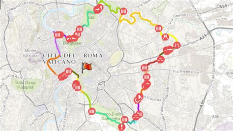 I venditori ambulanti bloccano il traffico sul grande raccordo anulare a roma. Finalmente arriva il Grab, il Grande Raccordo Anulare ...