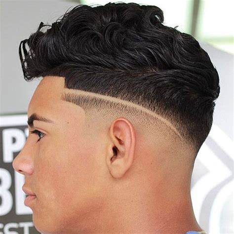 The bald fade haircut with a line adds flair and personality to your haircut. 19 Best Low Fade Haircuts (2020 Guide)