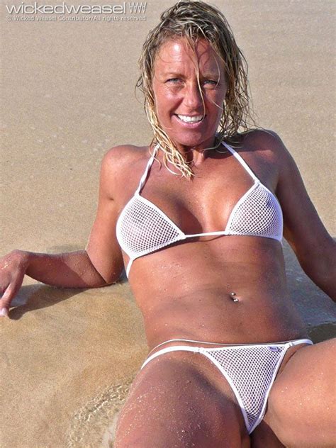 Massage for milf with nice cameltoe. 9 best Bikini Milf Camel-toe images on Pinterest | Camel ...