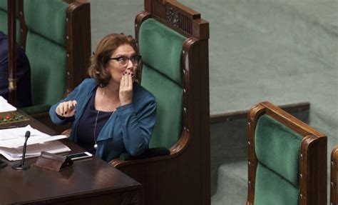 Małgorzata Kidawa-Błońska chce większych pieniędzy na ...