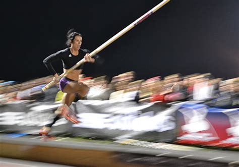 Seven months after breaking the world record in the pole vault indoors, mondo duplantis on his final attempt at the diamond league meet in rome, the former lsu standout cleared 6.15 meters (20.18 feet), beating the previous outdoor best. Jenn Suhr, a Kendall resident, sets world pole vault ...