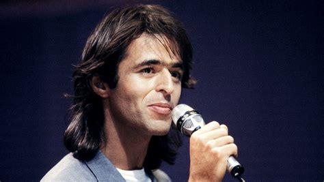 En effet, sur europe 1, vendredi 6 août 2021, le musicien a assuré qu'il avait longtemps été fâché avec le chanteur qui se fait très discret dans les médias. Jean Jacques Goldman grand artiste et personnalité préféré ...