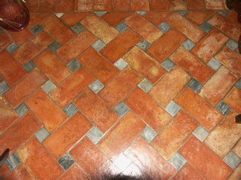 We did not find results for: The art of Italian tiles and decorative floors - Life in Italy