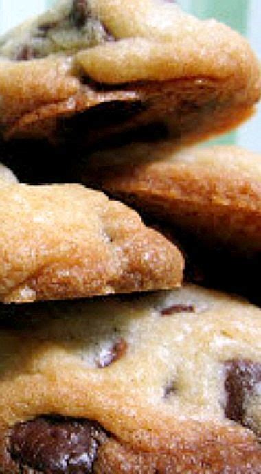 These chai tea cookies, a riff on my old favorite of earl grey tea cookies, fill that spot on the tea saucer sweetly and neatly. Tricia Yearwood Chai Cookies / Trisha Yearwood Chocolate Chip Cookies | KeepRecipes: Your ...