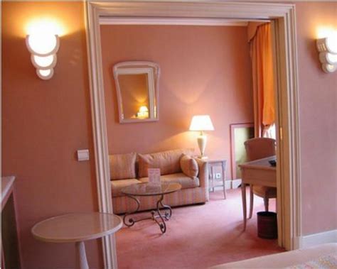 Rooms at d angleterre hotel provide a flat screen tv and a desk, and guests can stay connected with free wifi. Hotel d'Angleterre Paris 3 star | 44 Rue Jacob 75006