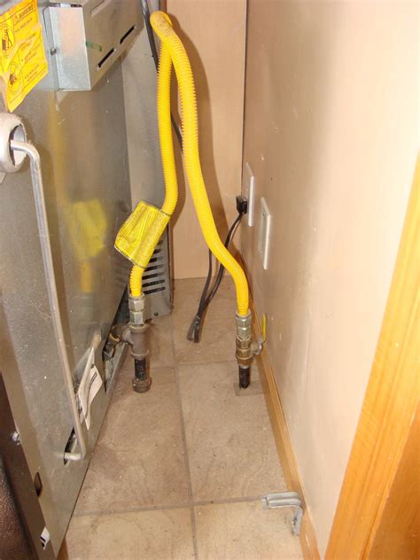 Gas lines in homes are most often done in flexible copper tubing. Everything to Know About Gas Appliance Connectors | CPT