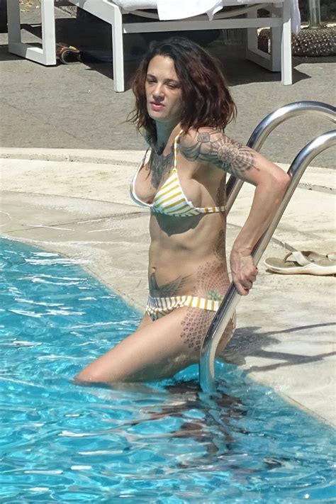 Азия ардженто / asia argento. Asia Argento in Bikini at the Hotel Hilton's Swimming Pool ...