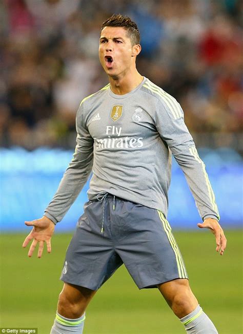 Check spelling or type a new query. IRENE MWAMFUPE JAMII: MREMBO 'AMKATA' CRISTIANO RONALDO HUKO AUSTRALIA, ABAKI MDOMO WAZI