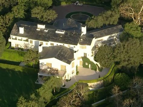 At $165 million, it is the most expensive property sale in los angeles history. Jeff Bezos se gasta US$165 millones de dólares en una ...