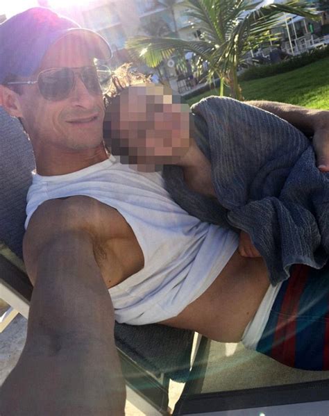 (1) nos complace informar que ya se puede ver la película selfie dad de forma online, esperamos que haya sido de tu agrado y que la. Anthony Weiner boasted about using his son as a 'chick ...